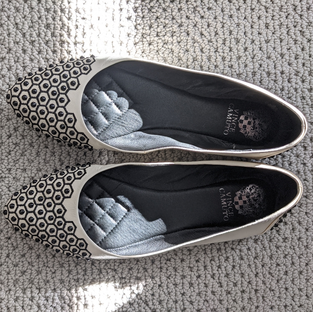 Vince Camuto white flats with black accent